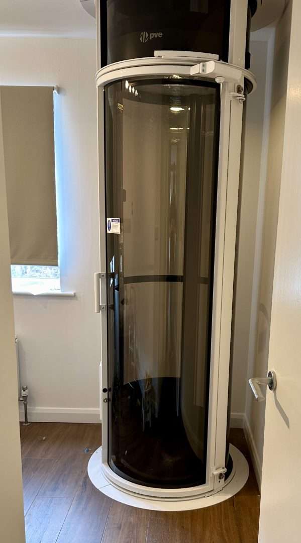 PVE 30 Vacuum Elevator