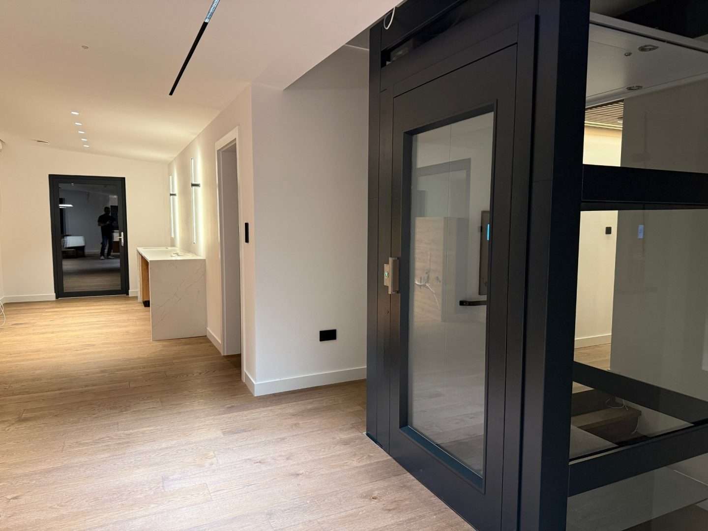 Altura H200 Home Lift